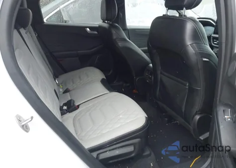 2023 Ford Escape Phev z USA, uszkodzony, nr VIN 1FMCU0E10PUA92096